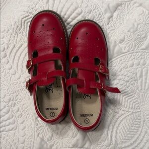 FootMates Classic Red Shoes